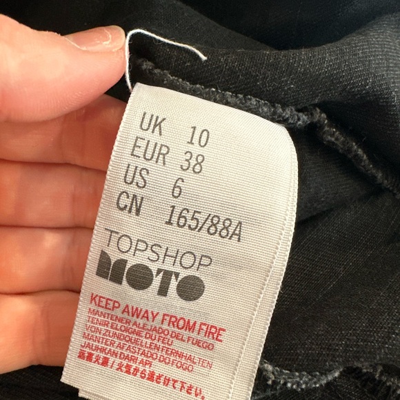 TOPSHOP Black denim embroidered skirt - Picture 4 of 4